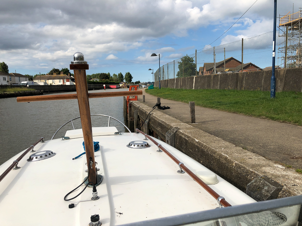 Pulled up at Yarmouth Yacht Station for Martin on Wey Rambler to check out his carb