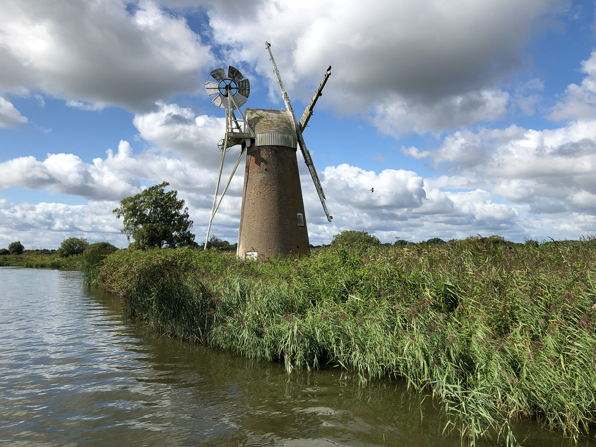 Windmill at How Hill