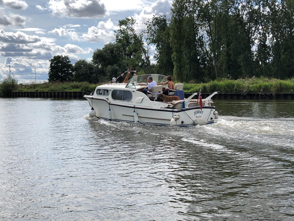 A Freeman 26 near to the entrance of Langley Dyke, now sadly unavailable to boaters owing to poor negotiations between landowners and the Broads Authority. A crying shame as it was a favourite mooring